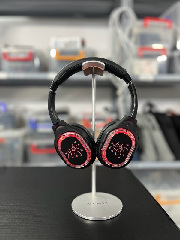Casques SSounds sur le canal 1, LED rouge